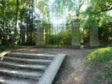 Moszna pow. krapkowicki.  Cmentarz rodowy.