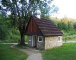 Bieszczady. Kaplica  w  Łopience, pow. Leski.